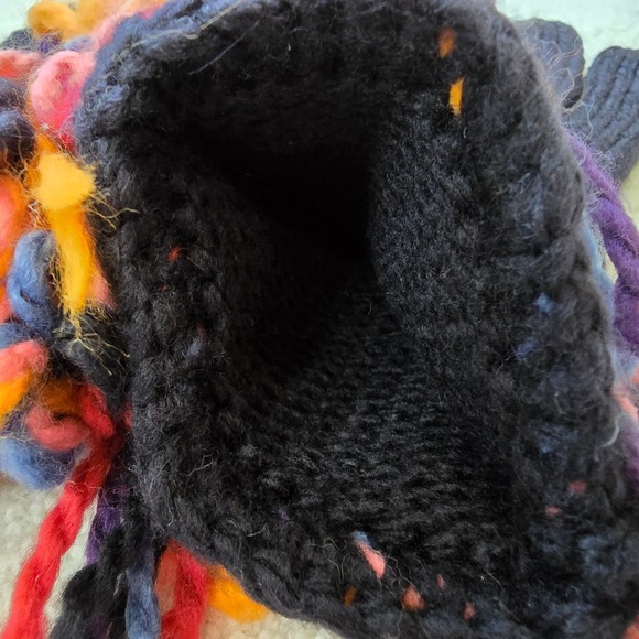 Vintage Black Knit Gloves Colorful Tassel Fringe Cuff Warm Winter Cozy - Picture 5 of 9